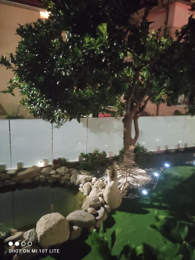 Appartamento Spotorno Con Ampio Terrazzo Attrezzato Anche Con Angolo Cottura Exterior photo