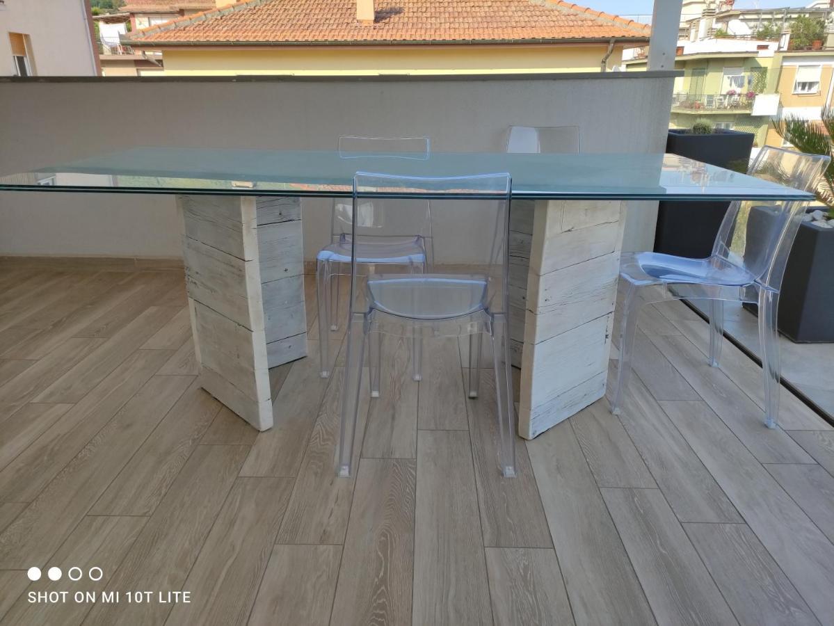 Appartamento Spotorno Con Ampio Terrazzo Attrezzato Anche Con Angolo Cottura Exterior photo